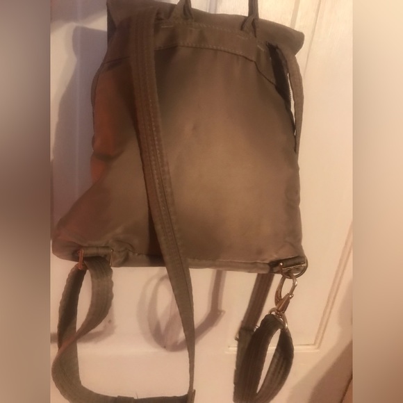 NWOT, Travelon Anti-theft RFID backpack . - Picture 5 of 14